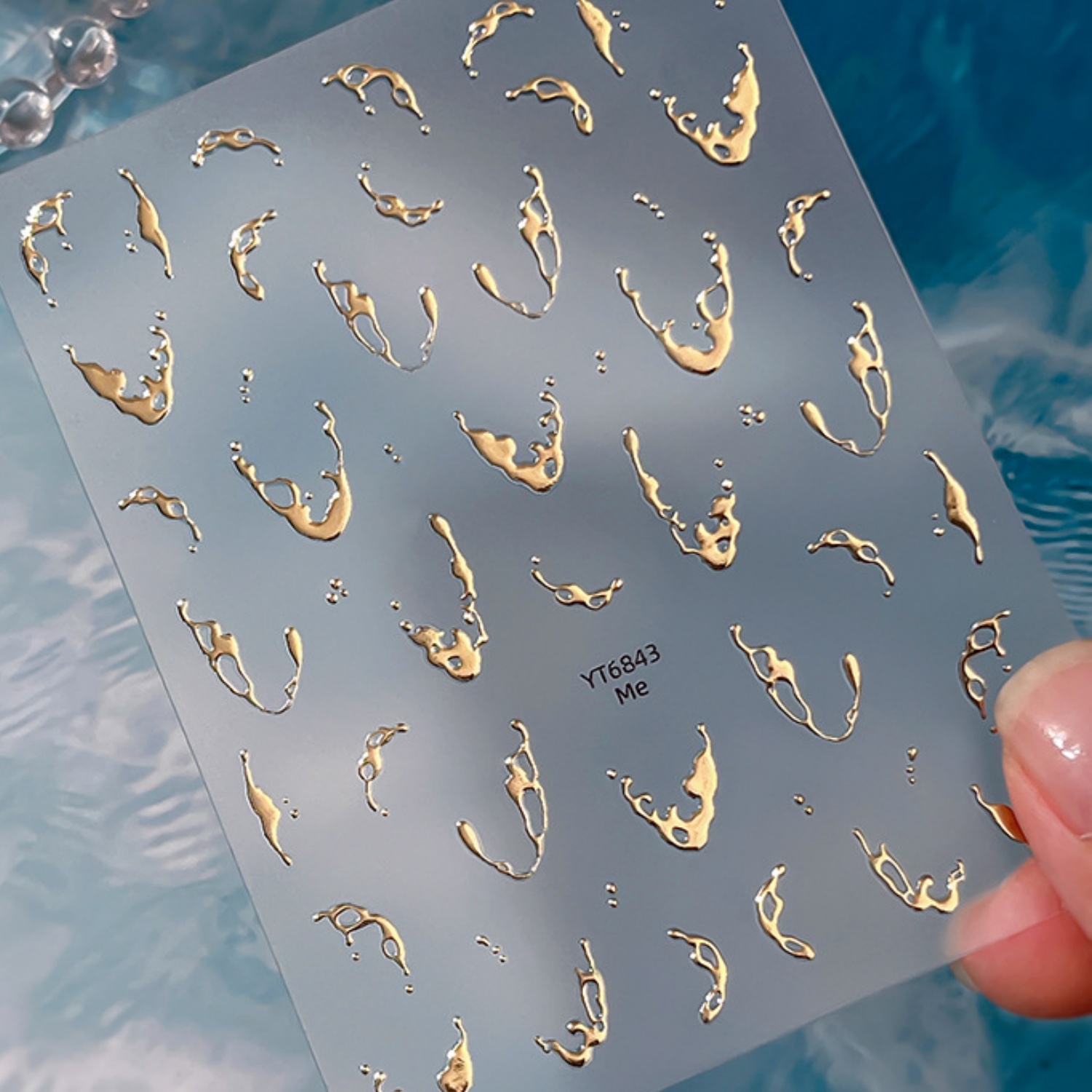Freshwater Line - Gold Foil Water Splash 5D Nail