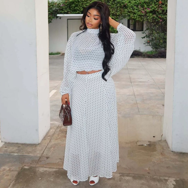 African Women Polka Dot Chiffo - Fly Line 评论和价格